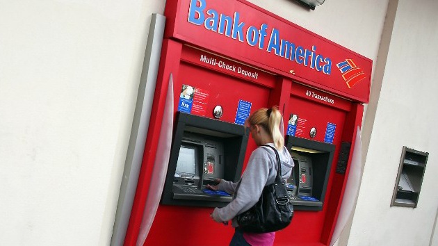 Durante la primera semana de enero de 2013 se retiraron 114.000 millones de dólares de los mayores bancos estadounidenses   Texto completo en: