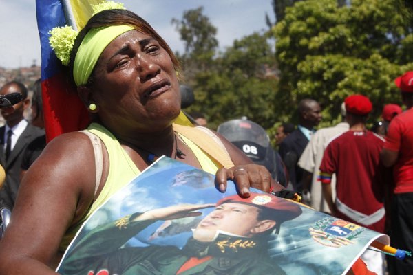 Expresiones de dolor del Pueblo que acompaña a Chávez