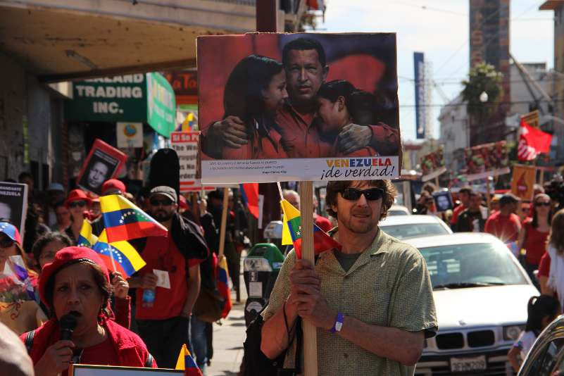 Las calles de San Francisco se volcaron en reconocimiento al legado de Hugo Chávez