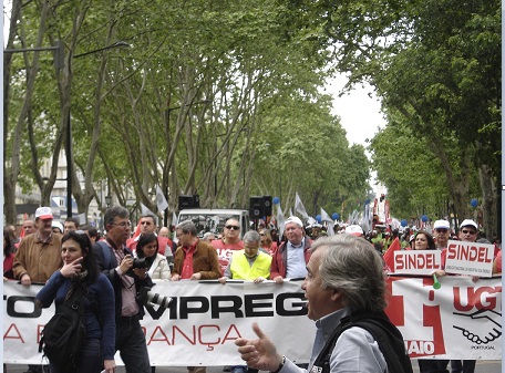 Trabajadores lusos protestan el 1 de mayo contra los ajustes económicos