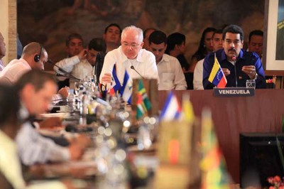Venezuela propuso creación de Zona Económica de Petrocaribe para potenciar economías de los países miembros.
