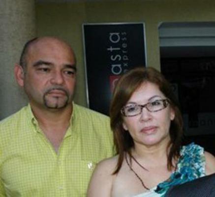 El diputado Julio Montoya y su esposa Ilze Perozo de Montoya