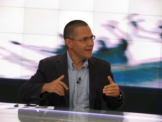 El ministro de Información y Comunicación de Venezuela, Ernesto Villegas