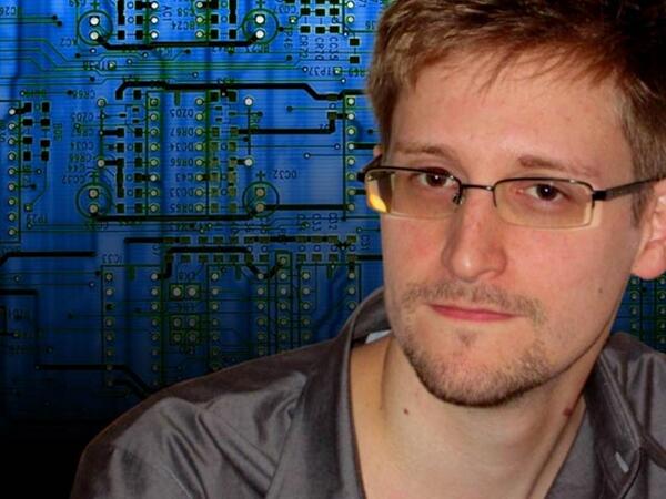 En un artículo publicado en 'The Guardian', el británico John Naughton, profesor de tecnología de la Universidad a distancia Open University, analiza cuál debiera ser el verdadero objeto de debate en el caso Snowden.