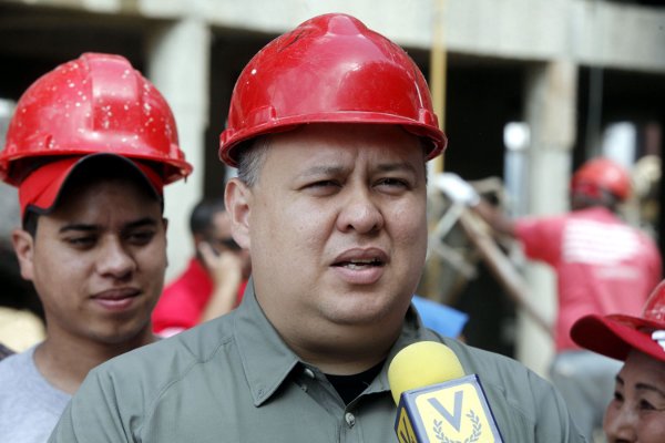 El ministro del Poder Popular para las Comunas y Protección Social, Reinaldo Iturriza