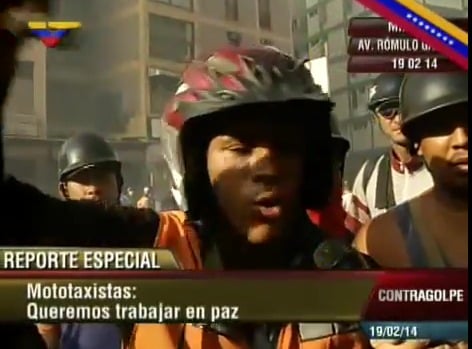 Mototaxistas dan una lección cívica y de paz a los violentos guarimberos.