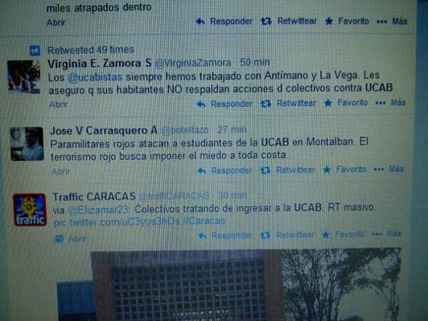 Estos son los Twitter que enviaron desde la UCAB pidiendo ayuda porque colectivos los atacaban, en ellos un opositor bien conocido, José Vicente Carrasquero, que irresponsablemente sin estar en el sitio observen lo que afirma.