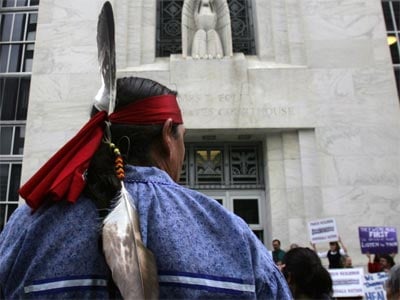 Indios onondaga apelan a OEA para que reconozca que EEUU se quedó sus tierras.