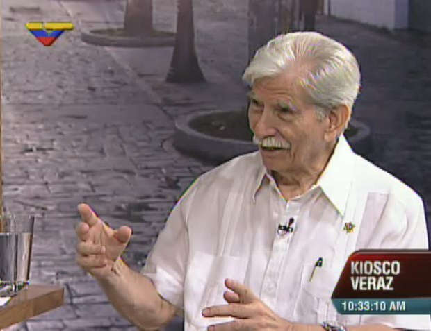 Julio Escalona es profesor de la Universidad Central de Venezuela (UCV).