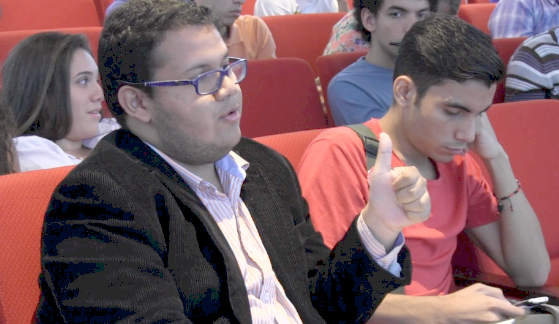 En la UCAB se debatió sobre dos visiones opuestas de la realidad venezolana