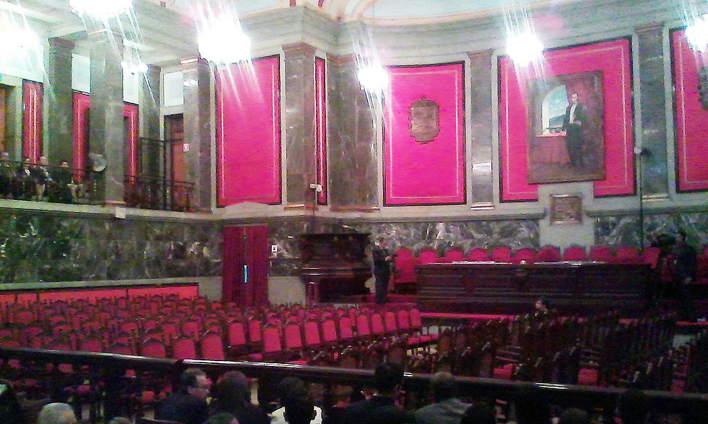 Aula Magna de ULA, las autoridades prohiben durante el acto tomar fotos y/o videos. Ya que tienen convenios con empresas para que realicen estos servicios al graduando