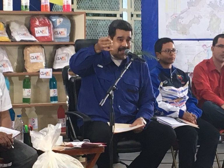 Maduro alerta al pueblo.