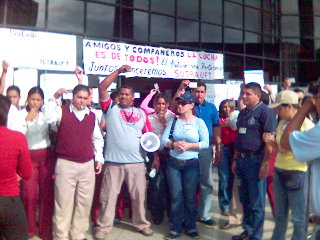 Trabajadores de la Universidad Fermin Toro piden reivindicaciones laborales