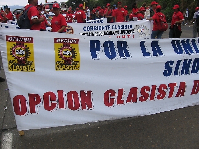 Pancarta de Opción Clasista (trabajadores petroleros, Anzoátegui)