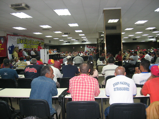 La sala repleta de delegados sindicales