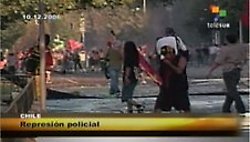 Varias personas han resultados heridas de maneras leves por la represión policial en Chile