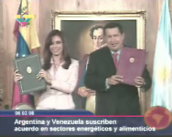 Los presidentes Chávez y Fernández se suscribieron una declaración conjunta y trece nuevos instrumentos de apoyo en distintas áreas