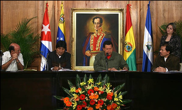 Chávez: "Desestabilización de Bolivia repercutiría en todo el Cono Sur" en Firma de Acuerdos ALBA