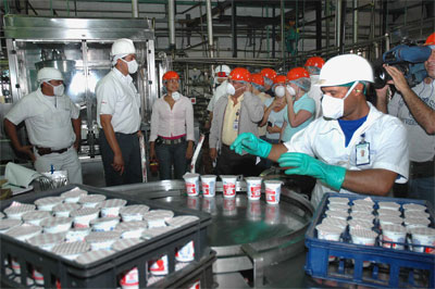 Empresa Socialista Los Andes con cifra de producción récord, 90 mil litros diarios de leche en abril