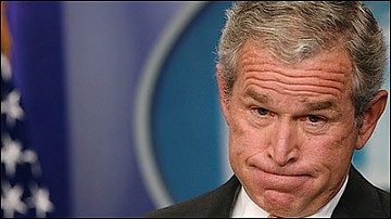 "Eventualmente Bush y otros miembros de su administración serán enjuiciados en algún país, no necesariamente Canadá, por los crímenes de guerra y contra la humanidad que cometieron durante las invasiones y ocupaciones de Irak y Afganistán".