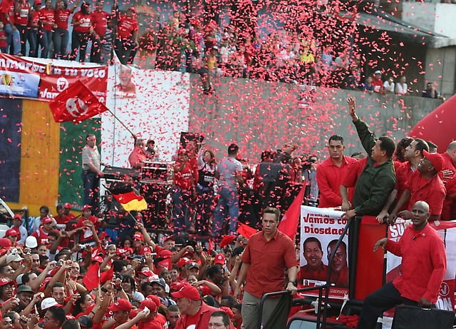 Marea Roja en Petare acompañó a Chávez y a los candidatos del PSUV de Caracas