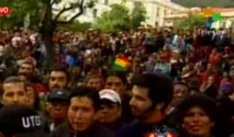 Los bolivianos apoyan la iniciativa del Sí para refundar al país.