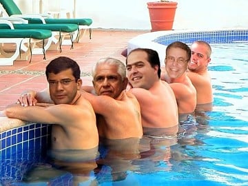 Montaje por CJR inspirado en que Ravell y sus amigos dijeron haberla pasado muy bien en la piscina del Hotel La Concha de San Juan, Puerto Rico