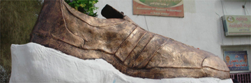 La estatua ya colocada fue retirada en Bagdad