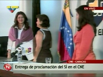 CNE entregó proclamación del Sí a presidenta de la Asamblea Nacional