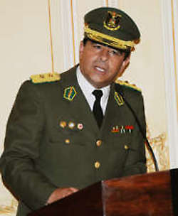 Víctor Hugo Escóbar, Comandante de la policía boliviana