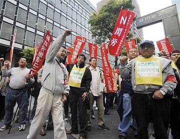 Protestas en Japón contra el capitalismo