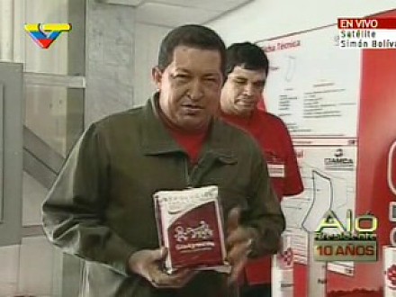 Presidente Chávez desde la fábrica de pañales "Guayucos" en el estado Zulia