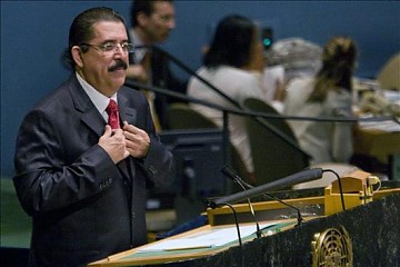 El presidente de Honduras pronunciando su discurso ante la Asmablea General de la ONU