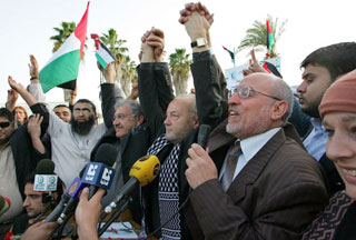 El grupo Viva Palestina que anteriormente rompió el bloqueo israelí en marzo.