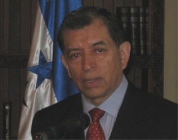 El nuevo "canciller" de Honduras Carlos López Contreras