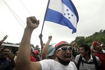 Protestas a favor del presidente Constitucional Manuel Zelaya.