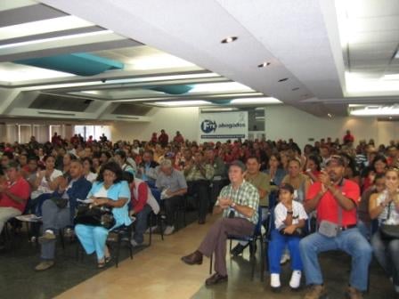 Fuerza Socialista de Profesionales y Técnicos, junto con abogados bolivarianos en asamblea.