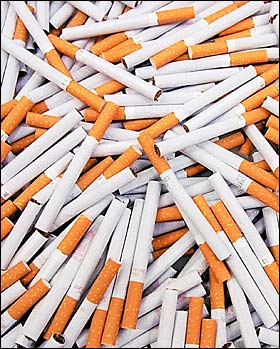 La ley establece la prohibición total de la publicidad del tabaco, incluso en Internet.