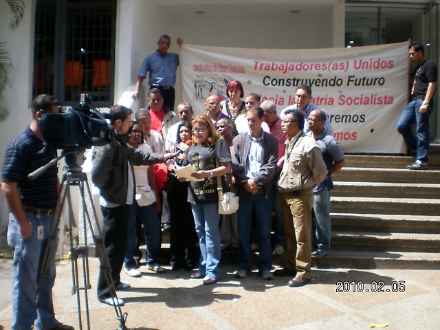 Sindicatos de Base Clasistas, Gremios, Pensionados y Jubilados se dirigieron al Comandante Chávez en visita a Venezolana de Televisión