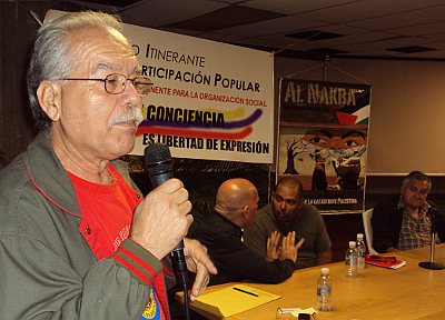 Rubén Mendoza dijo estar preocupado por el Sindrome Honduras, durante su intervención en el foro Las Primarias del PSUV: Un Análisis Crítico.