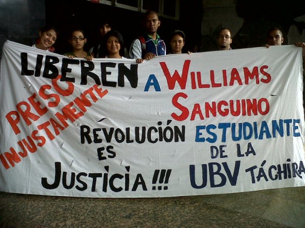 Pancarta en solidaridad con Williams Sanguino