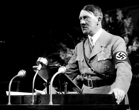 Pruebas de ADN de 39 parientes vivos de Adolfo Hitler sugieren que el líder de la Alemania Nazi puede tener parientes judíos y africanos.