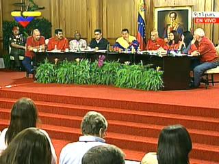 Presidente Chávez durante la rueda de prensa anoche con los medios internacionales