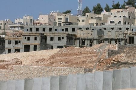 Israel desafía llamados internacionales de congelar los proyectos ilegales de asentamientos