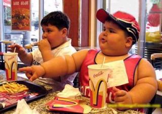 Incremento de los índices de obesidad en niños y adolescentes mexicanos preocupa al gobierno azteca