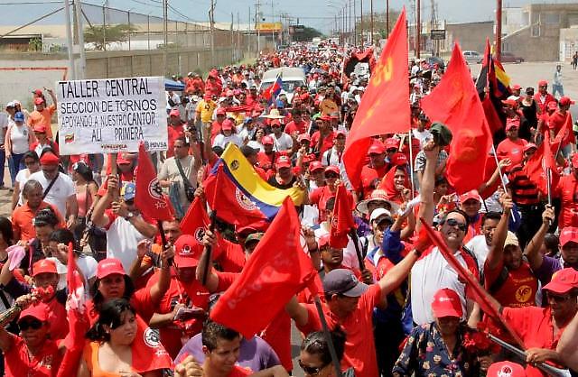 Marcha de los Claveles Rojos en homenaje a Alí Primera 