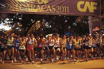 En el maratón participan corredores provenientes de 19 países.