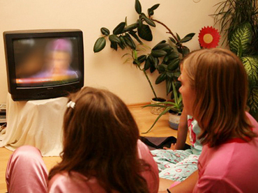 Niños mirando Televisión