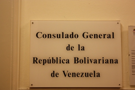 Letrero de identificación del Consulado