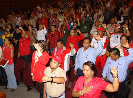 La Juventud de Trabajadores de CVG Bauxilum acompañados de jóvenes de otras empresas de Guayana ratificaron su compromiso con el proceso de transformación que lleva adelante el Gobierno Bolivariano